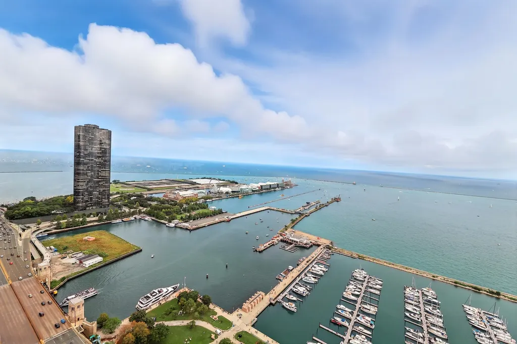 211 North Harbor Drive Chicago IL 60601