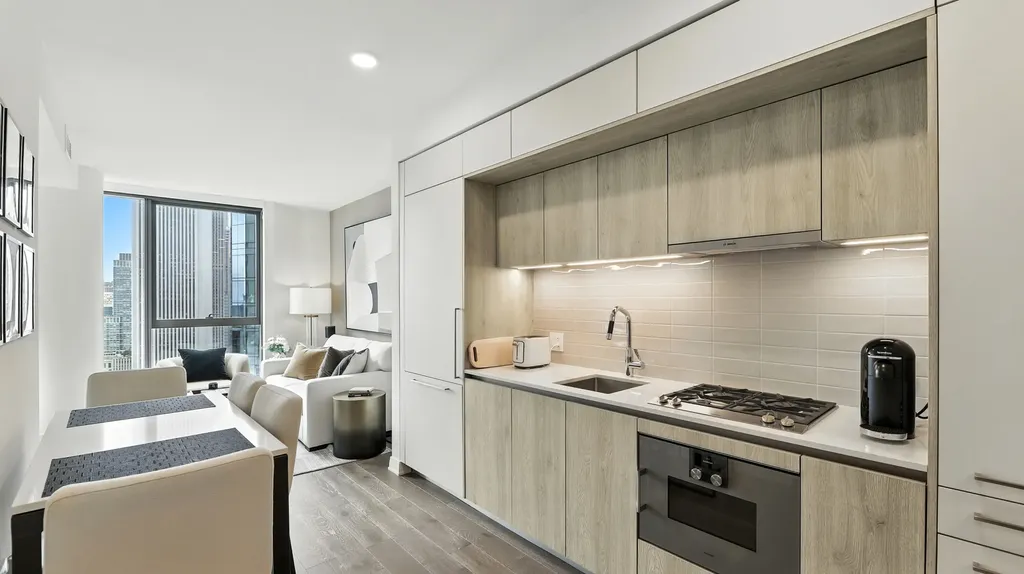 211 North Harbor Drive Chicago IL 60601