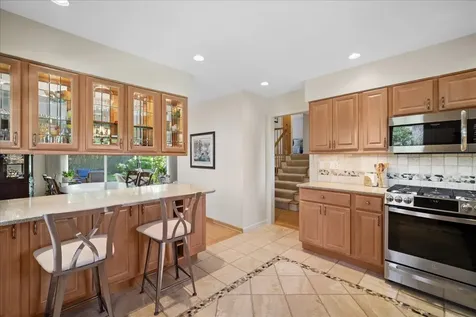 465 Princeton Lane Deerfield IL 60015