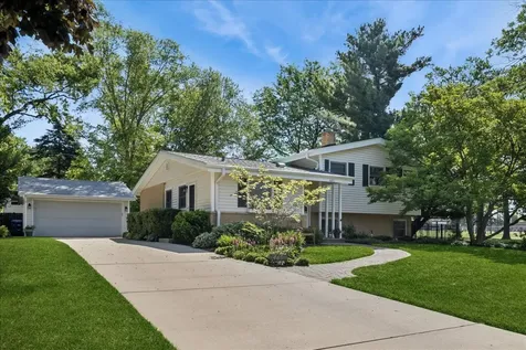 465 Princeton Lane Deerfield IL 60015