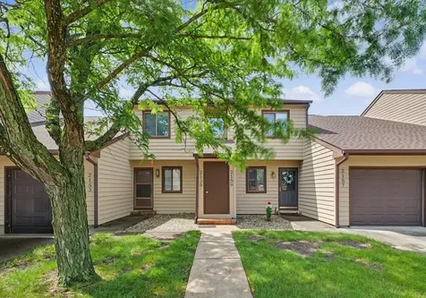 2155 Harbortown Circle Champaign IL 61821