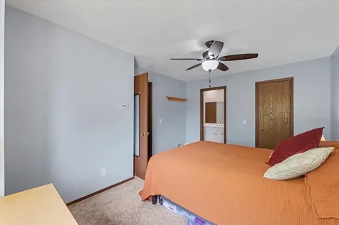 2155 Harbortown Circle Champaign IL 61821