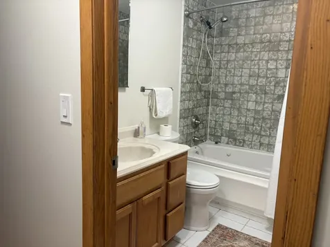 5457 West Edmunds Street Chicago IL 60630