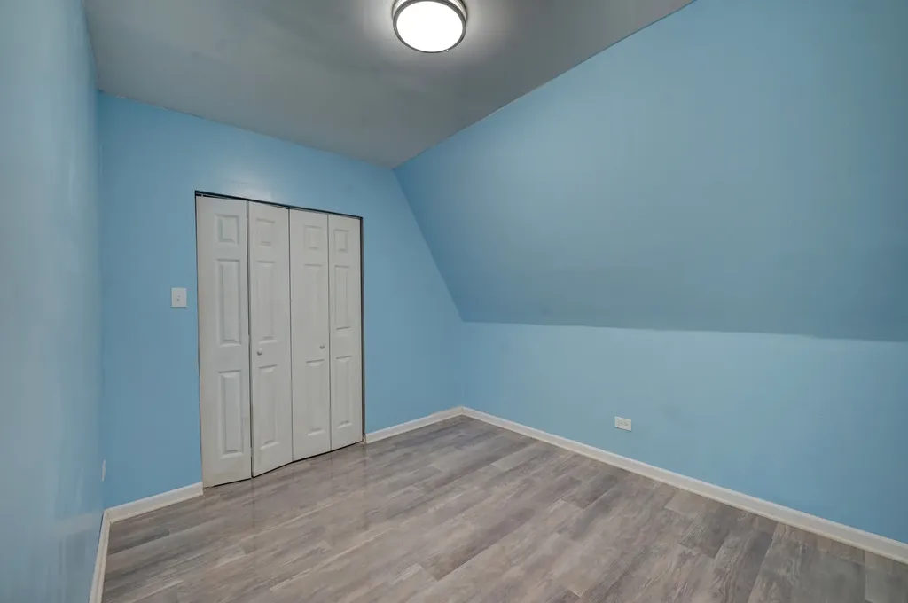 135 West 109th Place Chicago IL 60628