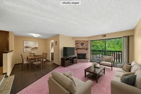 525 Cumnor Road Westmont IL 60559