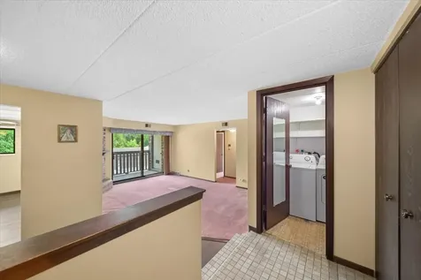 525 Cumnor Road Westmont IL 60559