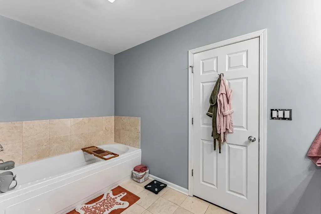 4157 North Kenmore Avenue Chicago IL 60613