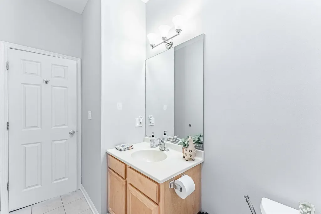 4157 North Kenmore Avenue Chicago IL 60613