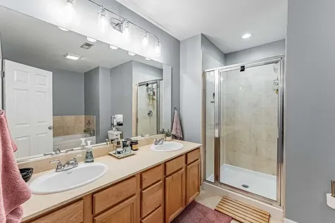 4157 North Kenmore Avenue Chicago IL 60613