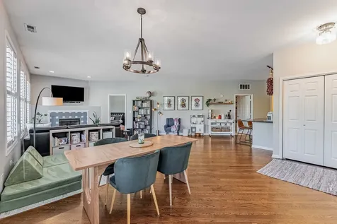 4157 North Kenmore Avenue Chicago IL 60613
