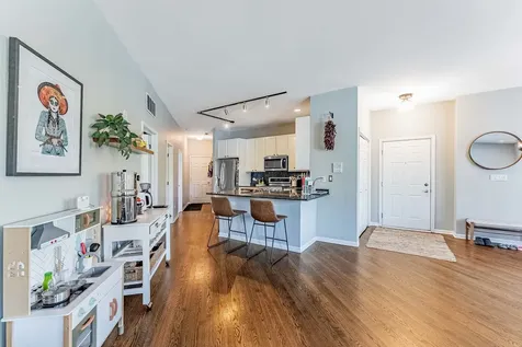 4157 North Kenmore Avenue Chicago IL 60613
