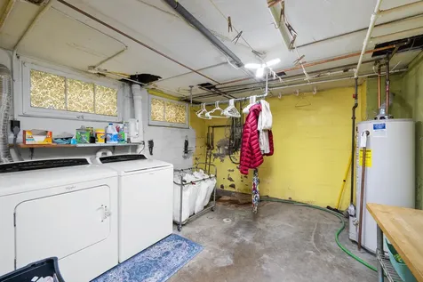1537 43RD Street Rock Island IL 61201