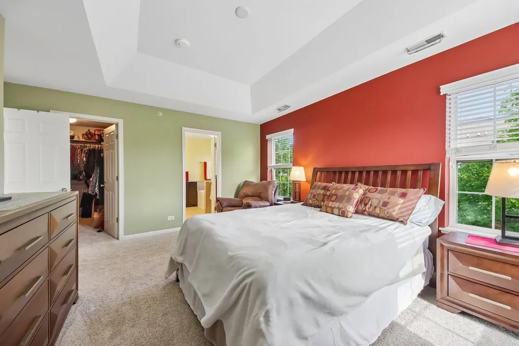 10003 Cummings Street Huntley IL 60142