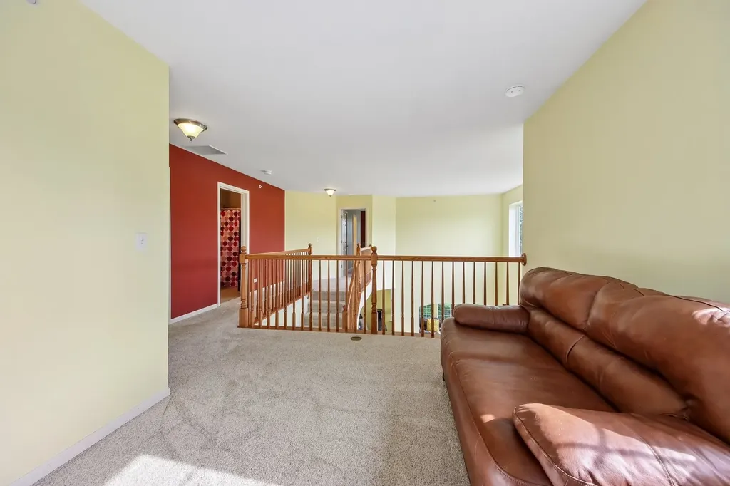 10003 Cummings Street Huntley IL 60142