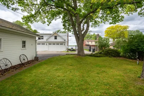 42986 North Lenora Street Antioch IL 60002