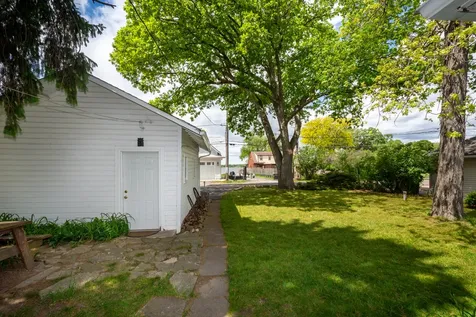 42986 North Lenora Street Antioch IL 60002