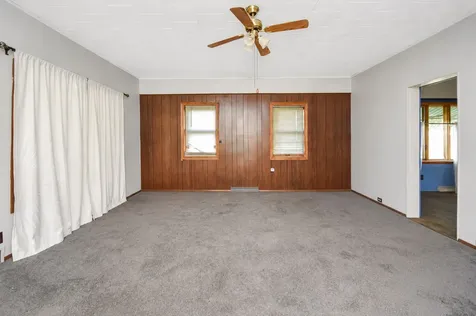 14999 1600 East Street Princeton IL 61356