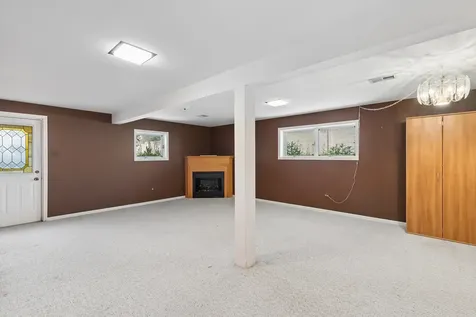 928 South 6th Avenue La Grange IL 60525