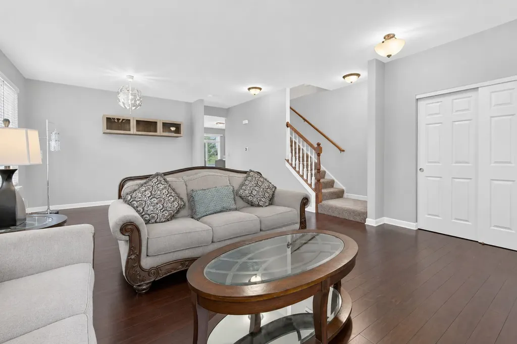 12807 Timber Wood Circle Plainfield IL 60585
