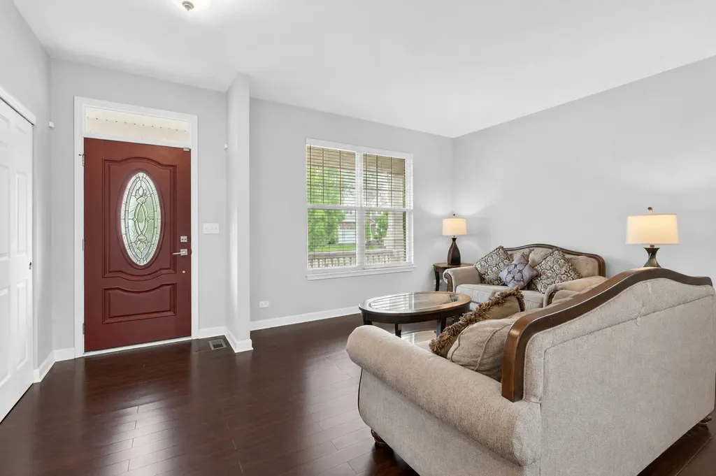 12807 Timber Wood Circle Plainfield IL 60585
