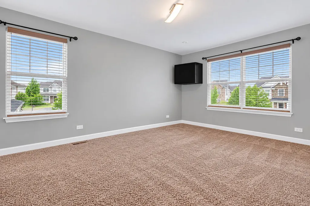 12807 Timber Wood Circle Plainfield IL 60585