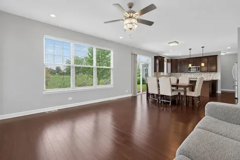 12807 Timber Wood Circle Plainfield IL 60585