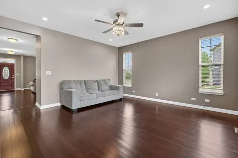 12807 Timber Wood Circle Plainfield IL 60585