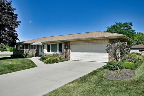 497 Julie Drive Schaumburg IL 60193