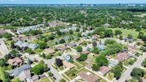 497 Julie Drive Schaumburg IL 60193