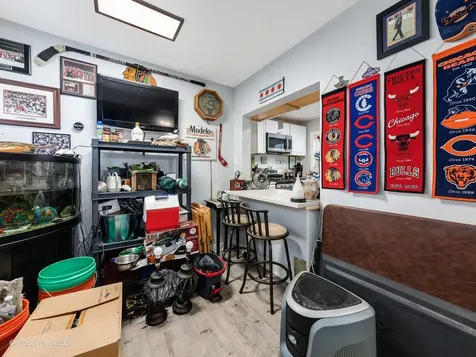 6921 West Higgins Avenue Chicago IL 60656