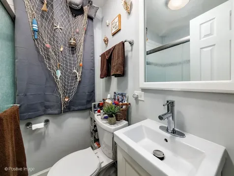 6921 West Higgins Avenue Chicago IL 60656