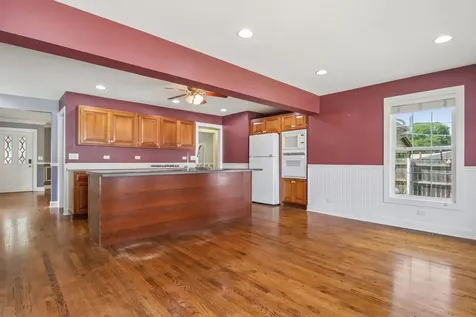 409 Hubbard Avenue Elgin IL 60123