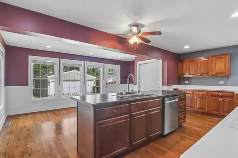 409 Hubbard Avenue Elgin IL 60123