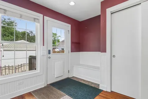 409 Hubbard Avenue Elgin IL 60123