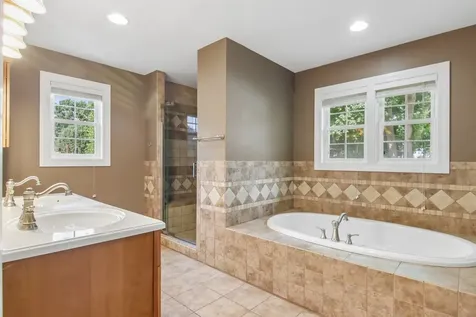 409 Hubbard Avenue Elgin IL 60123