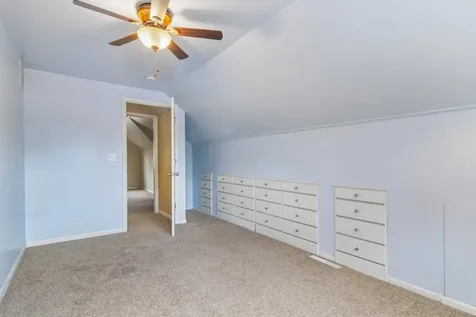 409 Hubbard Avenue Elgin IL 60123