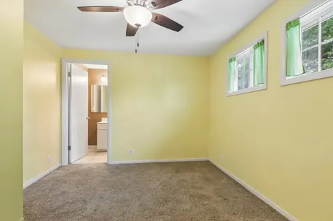 409 Hubbard Avenue Elgin IL 60123