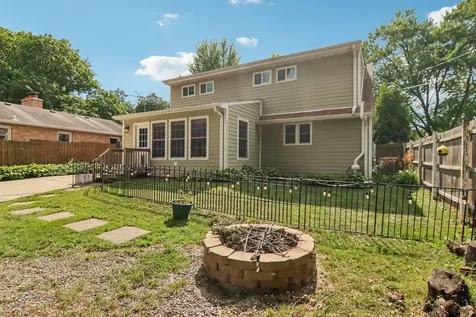 409 Hubbard Avenue Elgin IL 60123