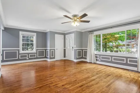 409 Hubbard Avenue Elgin IL 60123