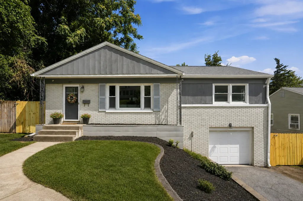 3215 11TH Avenue C Avenue Moline IL 61265
