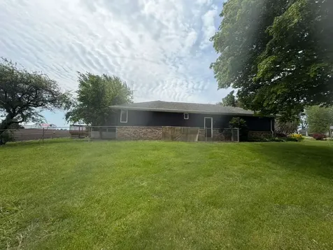 1698 East 950th Road Tonica IL 61370