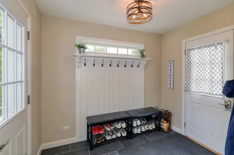 624 North Lincoln Avenue Geneva IL 60134