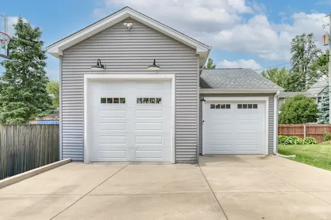 624 North Lincoln Avenue Geneva IL 60134