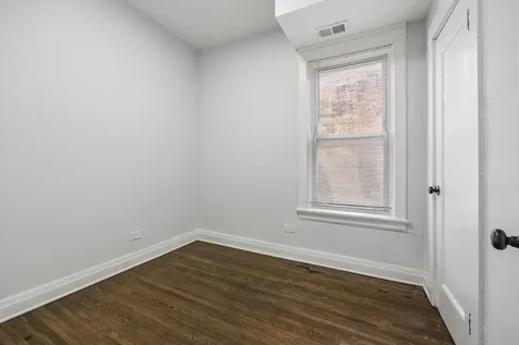 5439 South Indiana Avenue Chicago IL 60615
