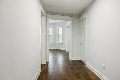 5439 South Indiana Avenue Chicago IL 60615