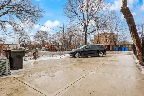 5439 South Indiana Avenue Chicago IL 60615