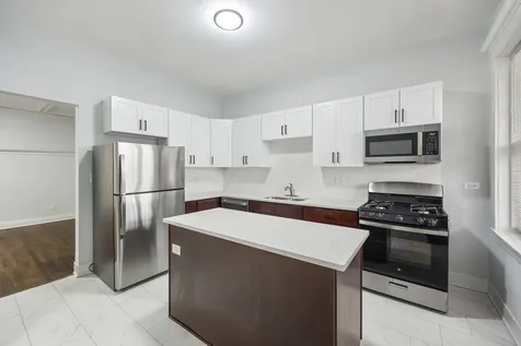 5439 South Indiana Avenue Chicago IL 60615
