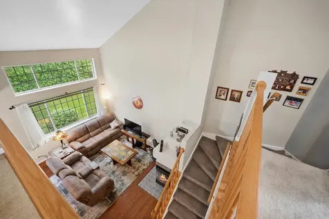 516 King Avenue East Dundee IL 60118