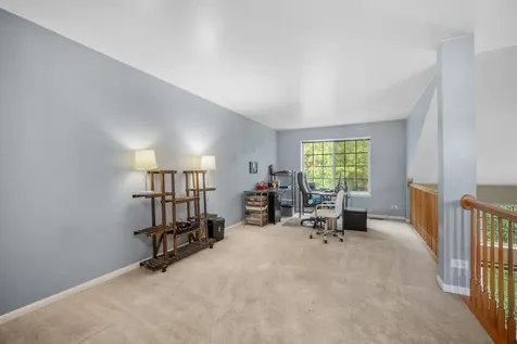 516 King Avenue East Dundee IL 60118