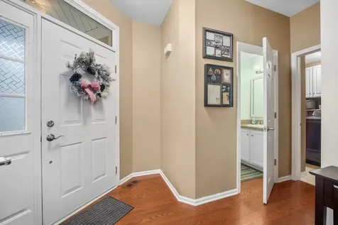 516 King Avenue East Dundee IL 60118